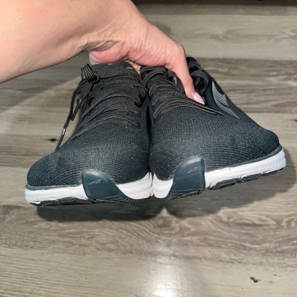 Altra Women's Escalante 4 Running Shoes Size 8.5 - Picture 7 of 10